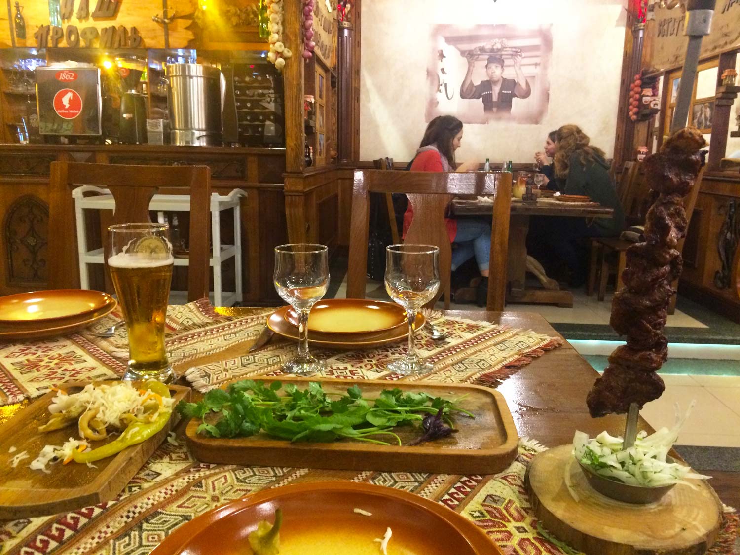 Єреван. Ресторан